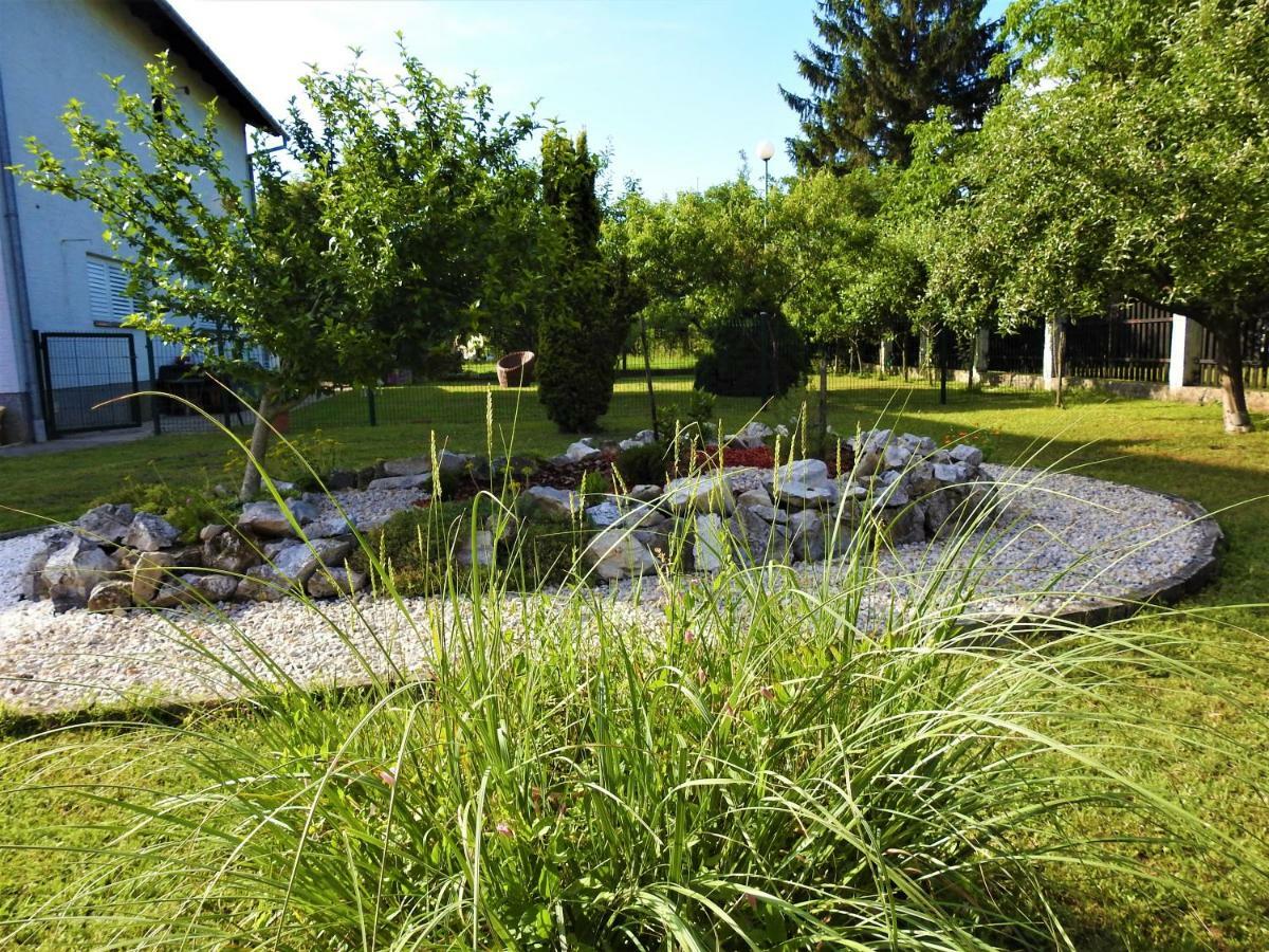 Sweet Dreams Apartment Varazdin Ngoại thất bức ảnh